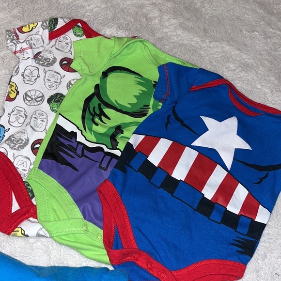 Marvel bodysuit bundle - Picture 5 of 5